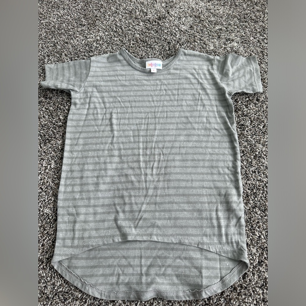 LulaRoe kids gray striped short sleeve top size 6